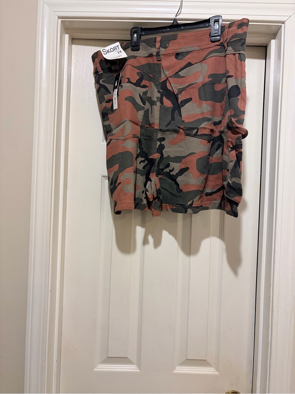 Camo Cargo Skort in Olive & Rust - Picture 2 of 7